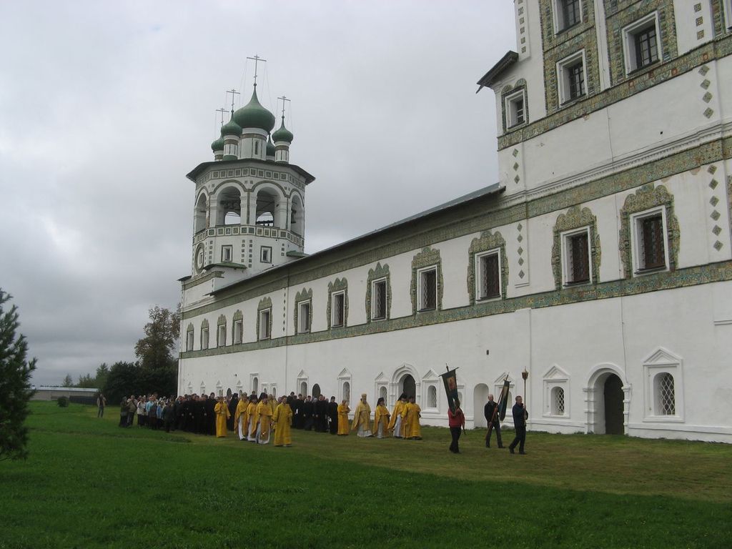 Крестный ход в честь 600-летия монастыря